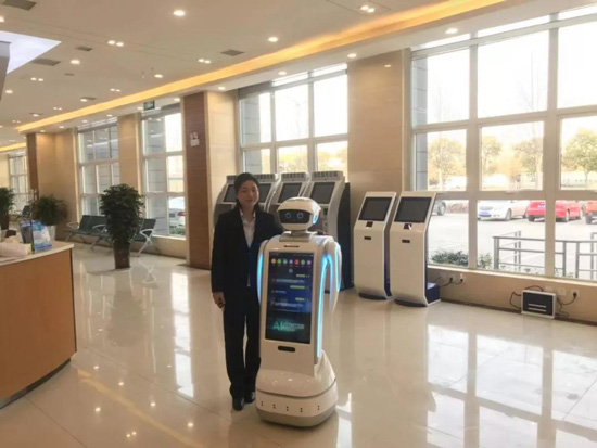 普法机器人 普法机器人案例 智能机器人